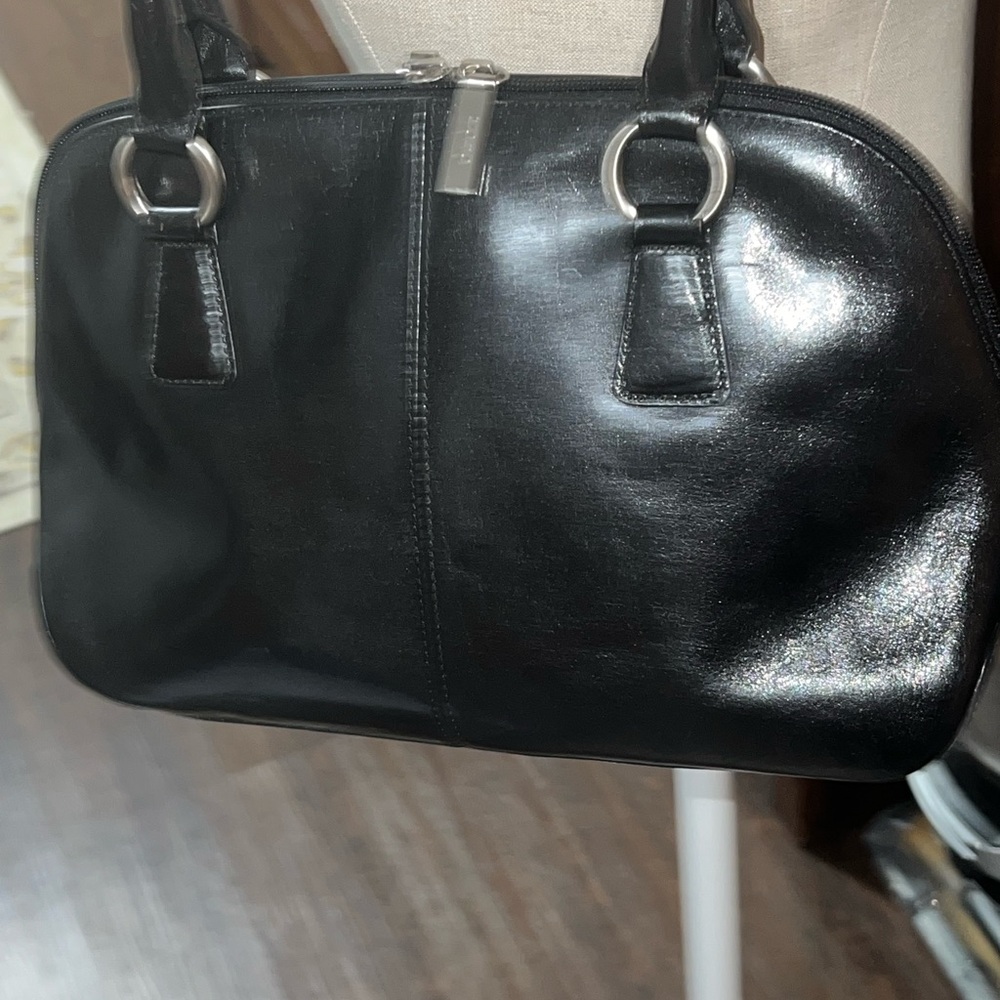 Hobo Elegant Black Leather Handbag 🌹☘️🌹☘️